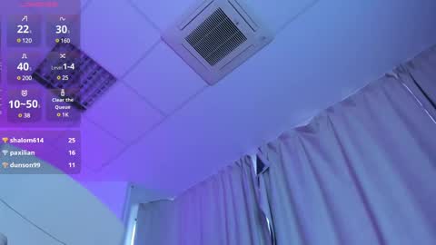 Liz online show from 03-12-25, 05:57