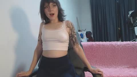 Snapshot of theysaidimcute chatting on 10-14-25, 08:42 theysaidimcute online show from 10-14-25, 08:42