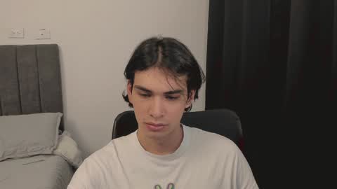 Snapshot of thiaan__ chatting on 12-22-24, 05:10 thiaan__ online show from 12-22-24, 05:10