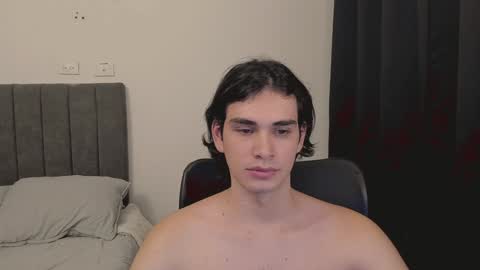 Snapshot of thiaan__ chatting on 01-10-25, 07:04 thiaan__ online show from 01-10-25, 07:04