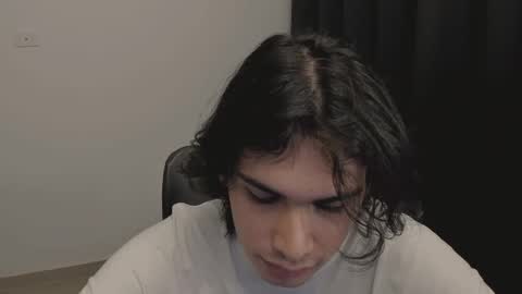 Snapshot of thiaan__ chatting on 03-06-25, 01:48 thiaan__ online show from 03-06-25, 01:48