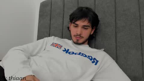 Snapshot of thiaan__ chatting on 09-24-25, 03:54 thiaan__ online show from 09-24-25, 03:54