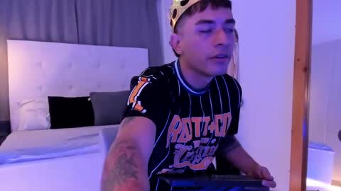Thiago  online show from 03-31-26, 12:27