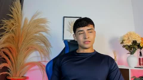 Thiago  online show from 04-25-26, 11:24