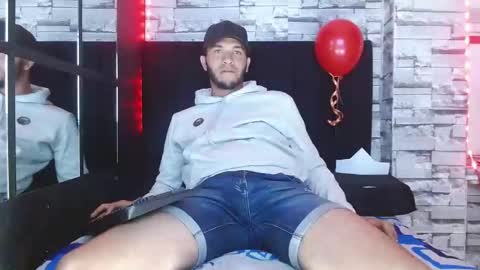 thiago_hairy online show from 10-31-25, 04:57