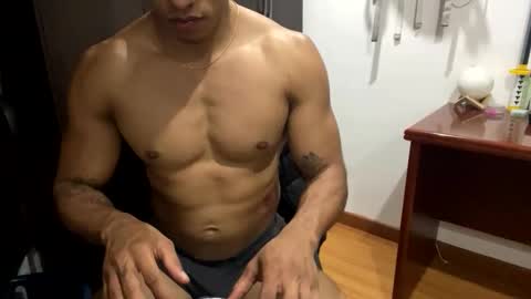 Snapshot of thiago_happy chatting on 12-18-25, 05:13 thiago_happy online show from 12-18-25, 05:13