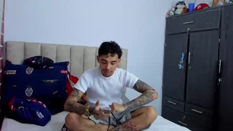 Snapshot of thiago_mille chatting on 08-08-26, 04:03 thiago_mille online show from 08-08-26, 04:03