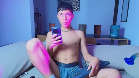 Snapshot of thiago_n_sam chatting on 09-15-25, 11:16 thiago_n_sam online show from 09-15-25, 11:16