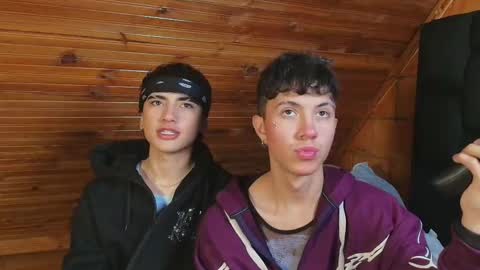 Snapshot of thiago_n_sam chatting on 11-06-25, 01:28 thiago_n_sam online show from 11-06-25, 01:28