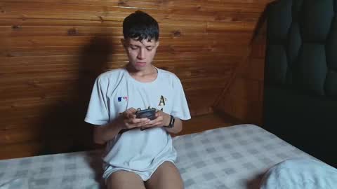 Snapshot of thiago_n_sam chatting on 11-13-25, 11:03 thiago_n_sam online show from 11-13-25, 11:03