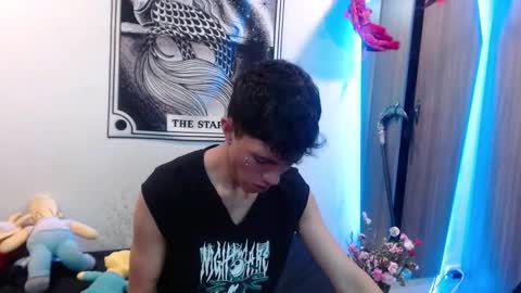 Snapshot of thiago_n_sam chatting on 12-14-25, 12:38 thiago_n_sam online show from 12-14-25, 12:38