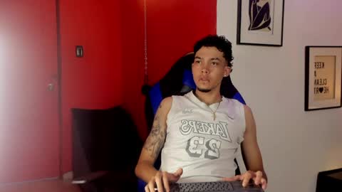 Snapshot of thiago_preston chatting on 04-26-26, 07:22 Thiago online show from 04-26-26, 07:22