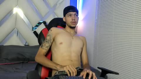 Snapshot of thiago_preston chatting on 05-27-26, 08:06 Thiago online show from 05-27-26, 08:06