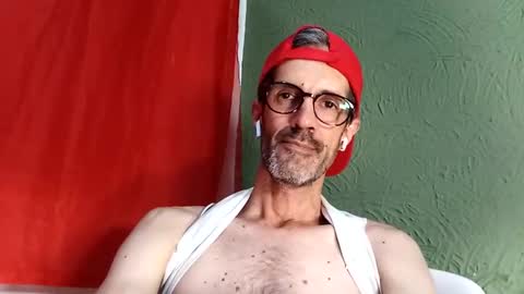 Snapshot of thiago_sexlover chatting on 12-31-24, 03:55 Thiago sexlover online show from 12-31-24, 03:55