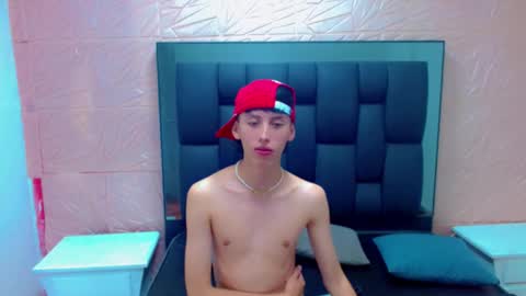 Snapshot of thiago_twink38 chatting on 02-11-26, 08:30 thiago_twink38 online show from 02-11-26, 08:30