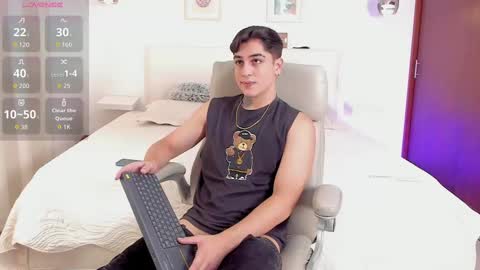 Thiago Winteer online show from 10-20-25, 04:57