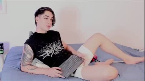 Thiago Winteer online show from 07-14-26, 04:50