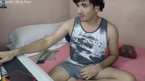 Snapshot of thiagodeseo chatting on 10-24-25, 02:30 thiagodeseo online show from 10-24-25, 02:30