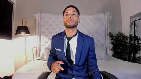 Snapshot of thiagoferreti_ chatting on 12-17-25, 03:23 ThiagoFerreti online show from 12-17-25, 03:23