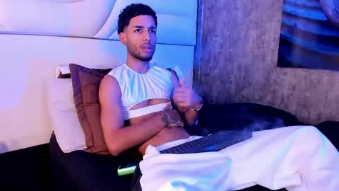 ThiagoFerreti online show from 05-06-26, 02:29