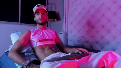 ThiagoFerreti online show from 05-22-26, 03:24