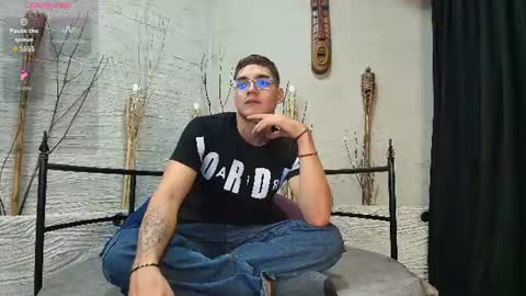 Thiago  online show from 07-18-26, 11:36