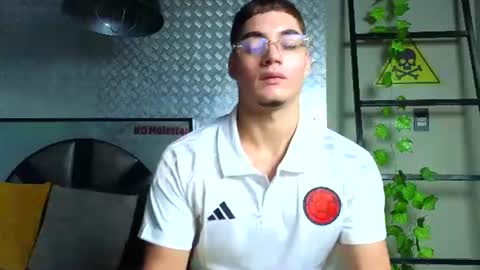 Thiago  online show from 07-23-26, 11:41