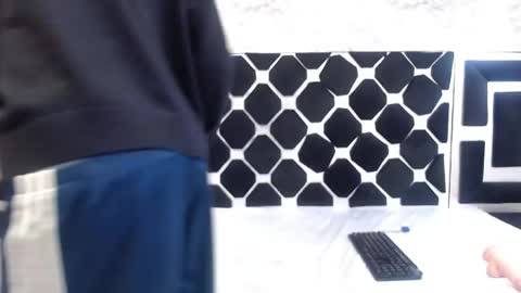 Snapshot of thiagos19 chatting on 04-28-26, 02:27 Thiago online show from 04-28-26, 02:27