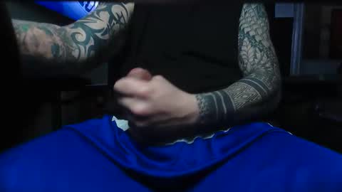 Snapshot of thicchogg chatting on 01-09-26, 01:30 thicchogg online show from 01-09-26, 01:30