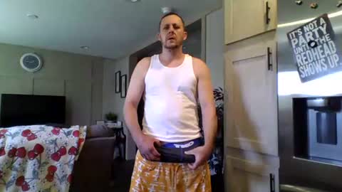 Snapshot of thick_dick11 chatting on 04-07-26, 05:46 Val online show from 04-07-26, 05:46