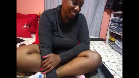 Snapshot of thick_sweet_ass chatting on 02-18-25, 08:27 thick_sweet_ass online show from 02-18-25, 08:27