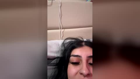 Thickerthanyobitch online show from 12-20-25, 03:08