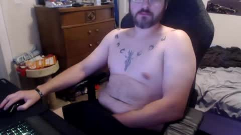 Snapshot of thickgarrett chatting on 08-05-26, 07:28 thickgarrett online show from 08-05-26, 07:28