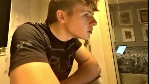 thickny0ung online show from 10-14-25, 03:02