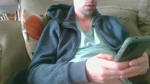 Snapshot of thickty chatting on 01-27-25, 07:35 thickty online show from 01-27-25, 07:35