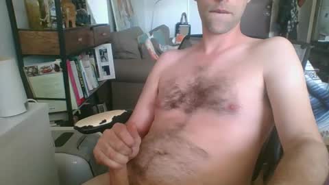 Snapshot of thickty chatting on 09-19-25, 05:57 thickty online show from 09-19-25, 05:57