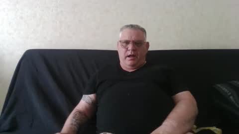 Snapshot of thierrysymp chatting on 06-06-26, 05:06 Thierrysymp online show from 06-06-26, 05:06