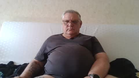 Snapshot of thierrysymp chatting on 07-19-26, 09:02 Thierrysymp online show from 07-19-26, 09:02