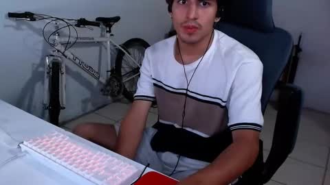 thieves_us online show from 11-06-25, 06:14