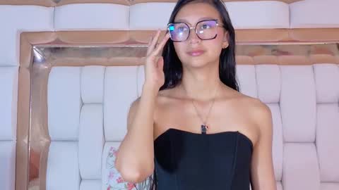 Eva  online show from 03-15-26, 12:00