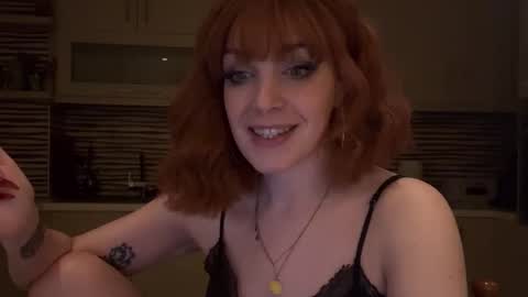 Sarra Rhies online show from 02-05-26, 08:13