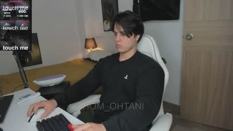 Snapshot of thom_ohtani chatting on 07-14-26, 02:05 thom_ohtani online show from 07-14-26, 02:05