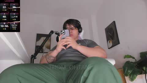 Snapshot of thom_ohtani chatting on 07-19-26, 04:38 thom_ohtani online show from 07-19-26, 04:38