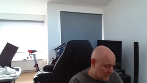 Snapshot of thomas315627 chatting on 03-06-26, 12:23 thomas315627 online show from 03-06-26, 12:23