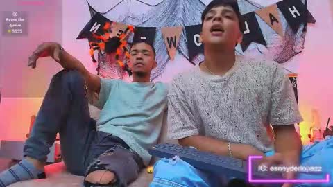 Snapshot of thomas_elg chatting on 11-02-25, 04:26 THOMAS JOHANN online show from 11-02-25, 04:26