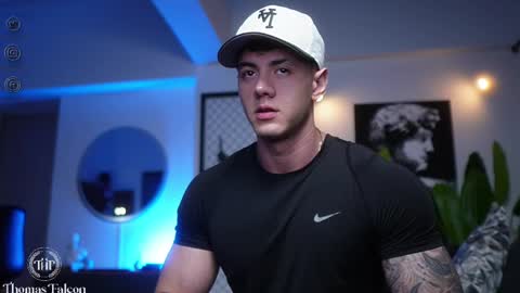 Thomas Falcon online show from 02-13-25, 03:29