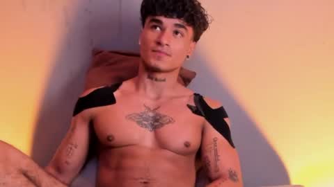 Thomas 3  JUST STAY AND BE MY LAST LOVE online show from 01-04-25, 02:35