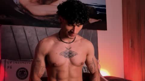 Thomas 3  JUST STAY AND BE MY LAST LOVE online show from 11-01-25, 01:29