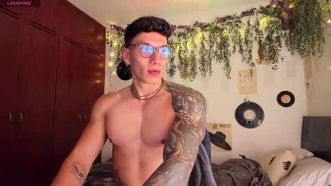 Thomas Grey online show from 01-24-25, 07:51