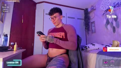 Thomas Grey online show from 09-28-25, 03:01